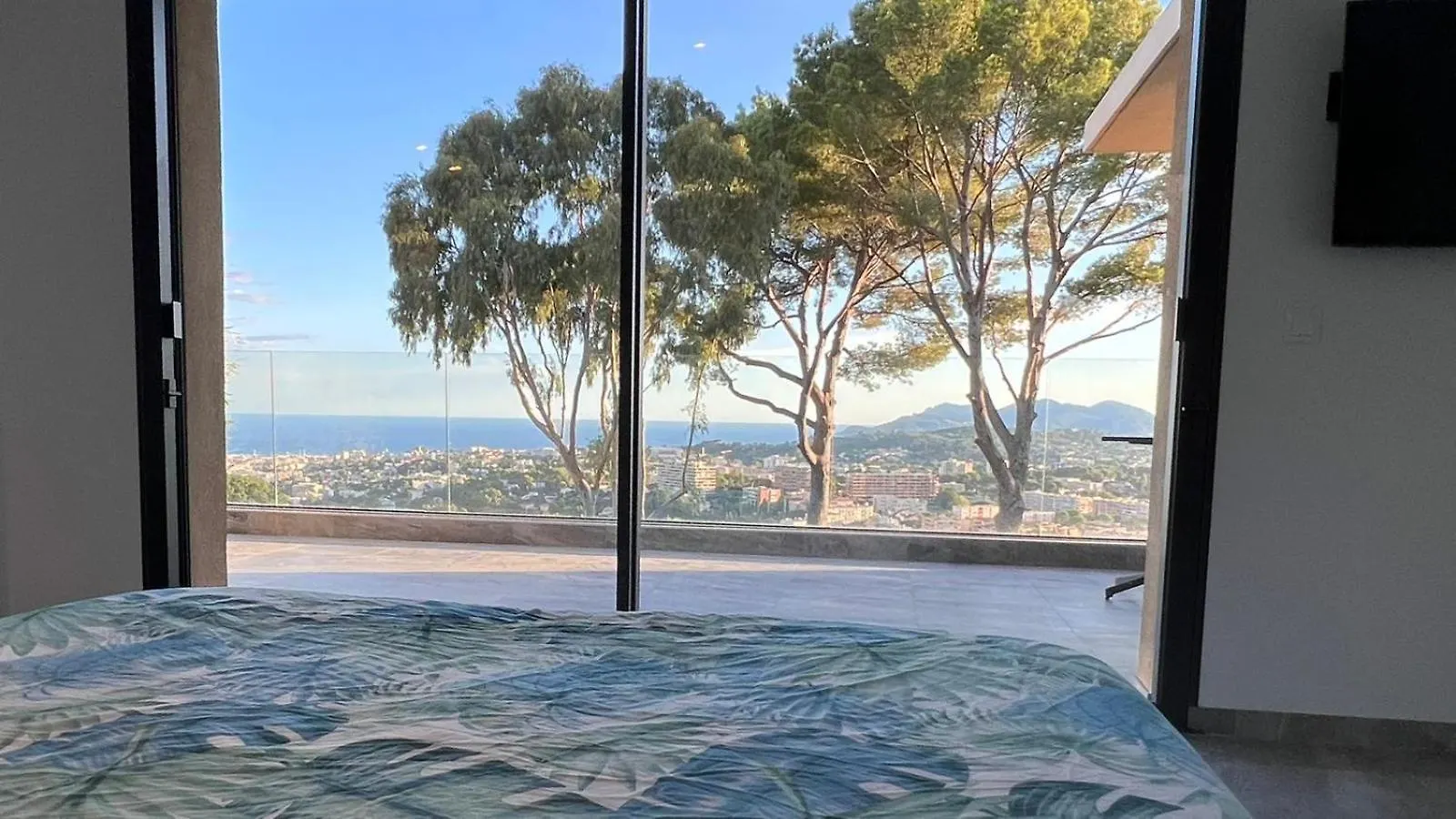 Villa Vue Mer Contemporaine Avec,Piscine, Hammam Jacuzzi موجا 0*,  فرنسا