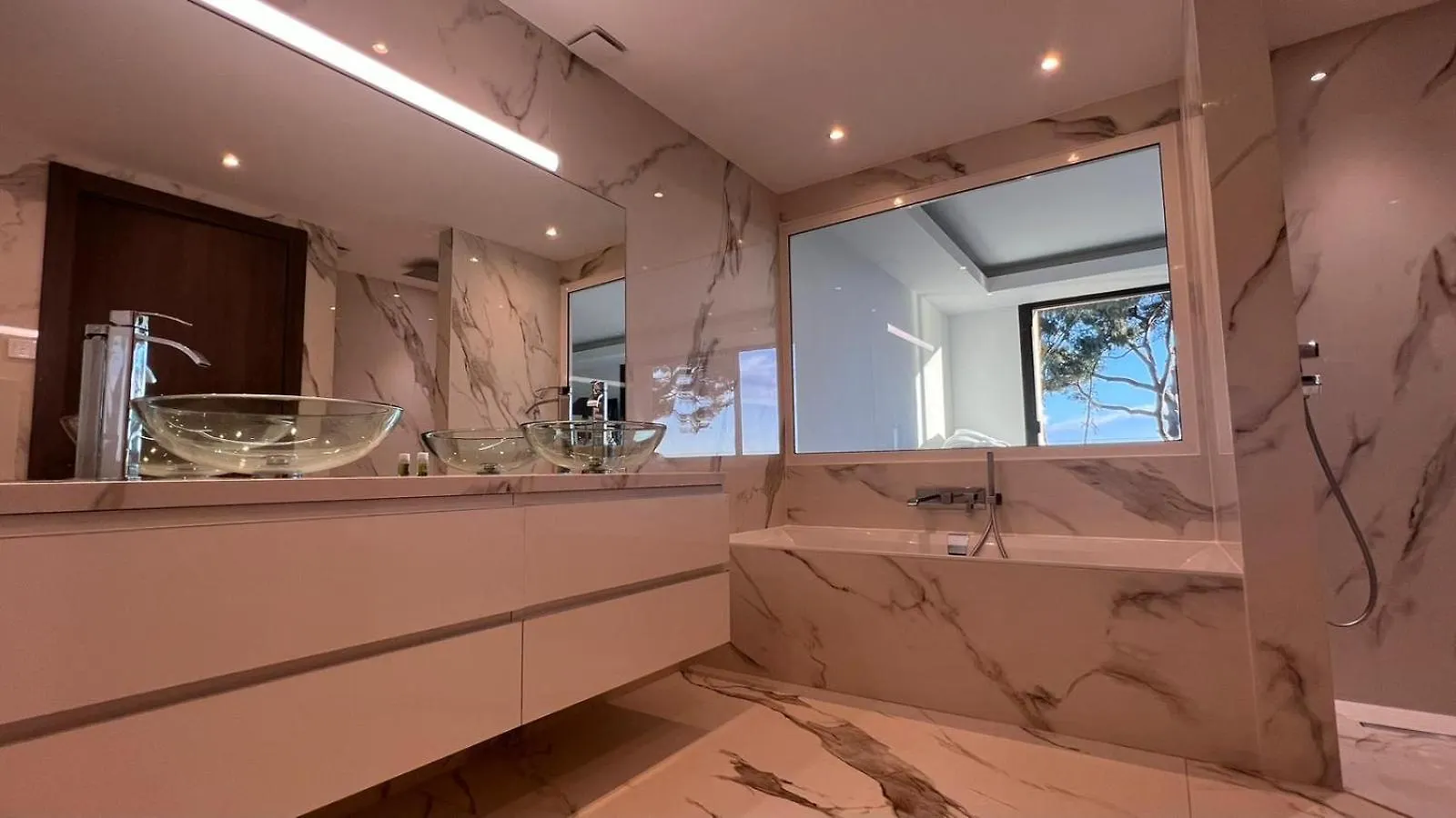 Villa Vue Mer Contemporaine Avec,Piscine, Hammam Jacuzzi موجا 0*,